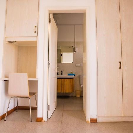 Villa Angelou - Sunlit Beach Getaway With Pool And Wifi Belle Mare Esterno foto